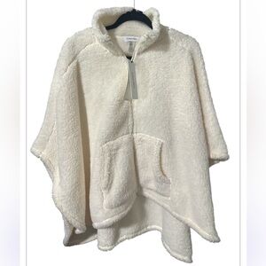 Calvin Klein Faux Fur Cream Color Poncho 1SZ NWT
